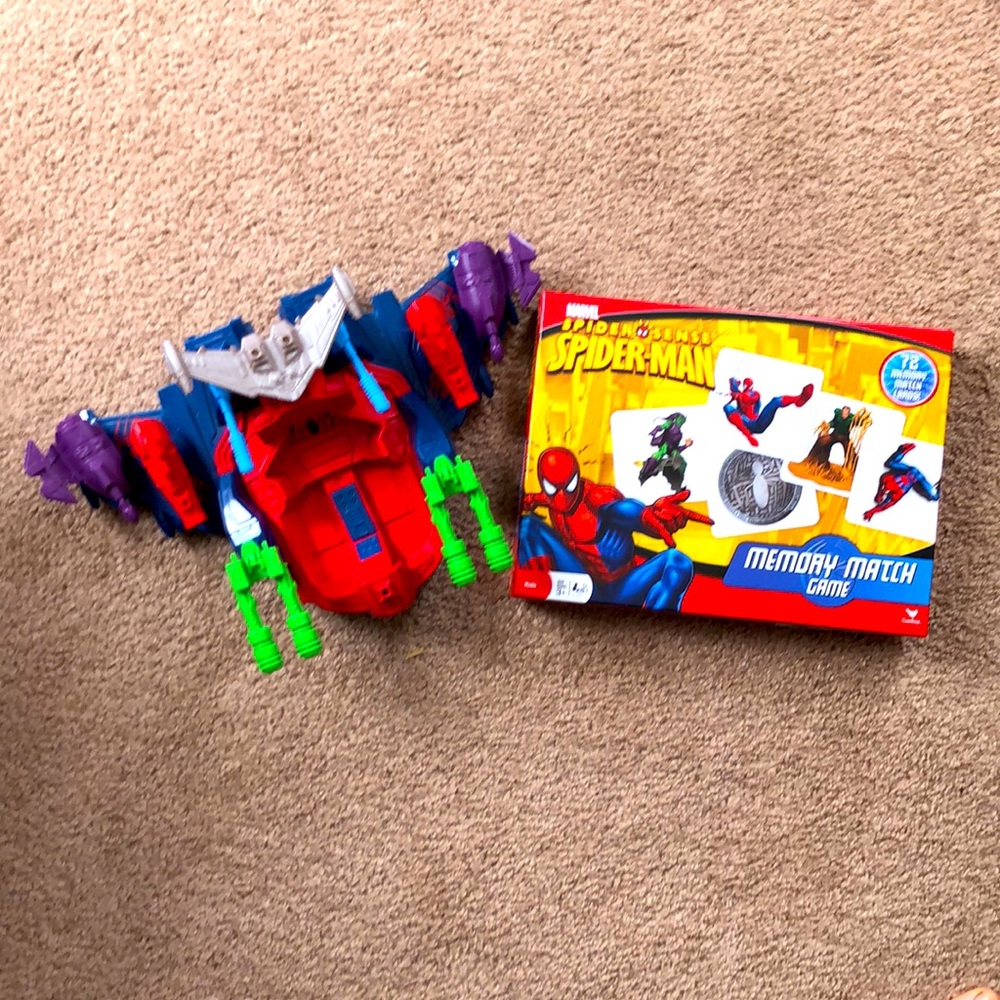 Spider-Man match game and Spider-Man flying ship